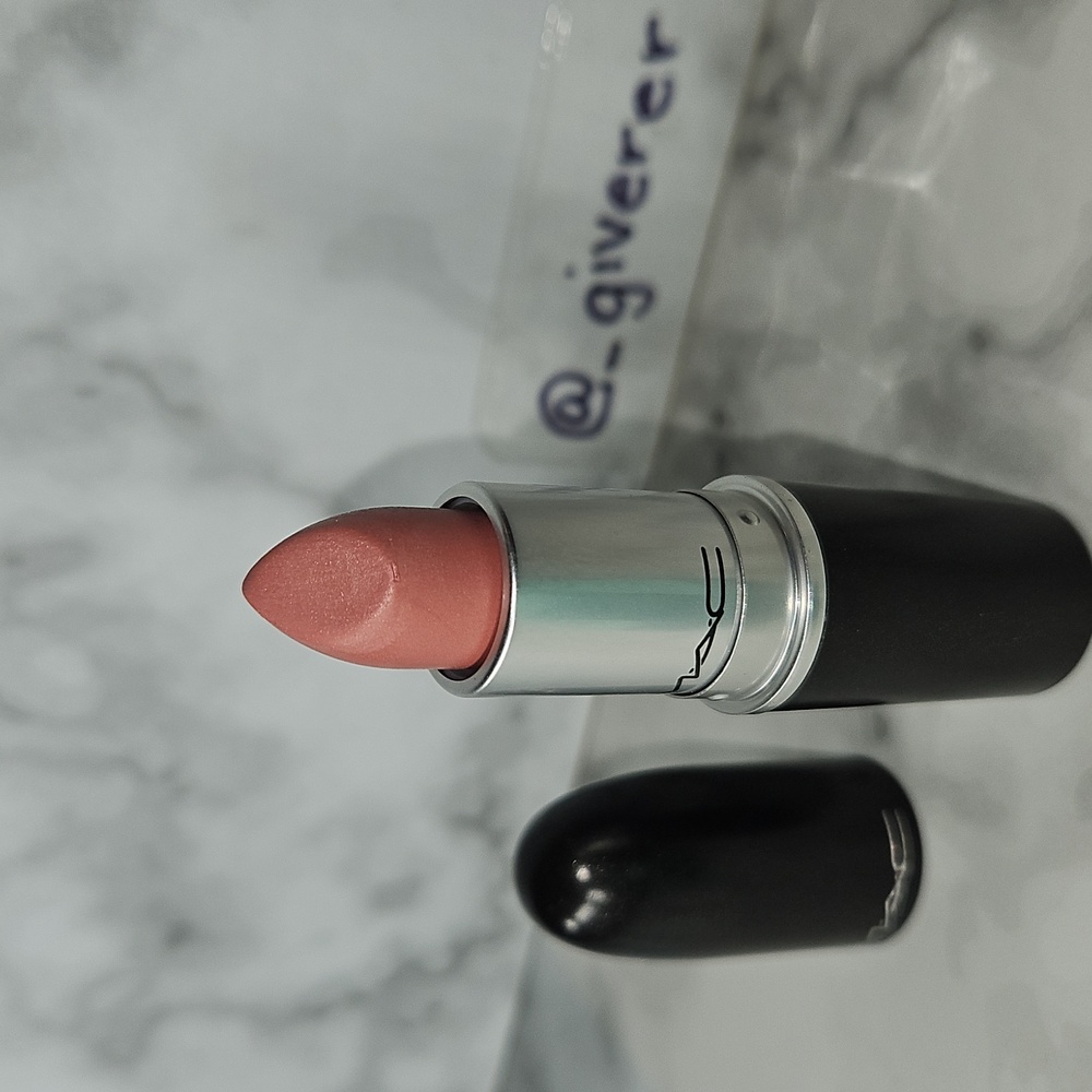 LNWOB OG ANGEL Frost Lipstick MAC